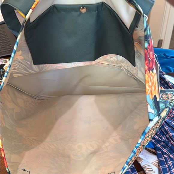 Tommy Bahama Large Beach Bag - Picture 4 of 4